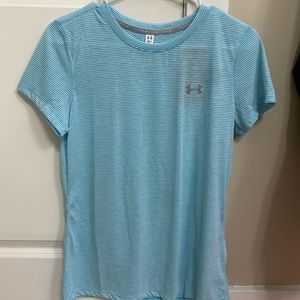 Brand New Under Armour tee